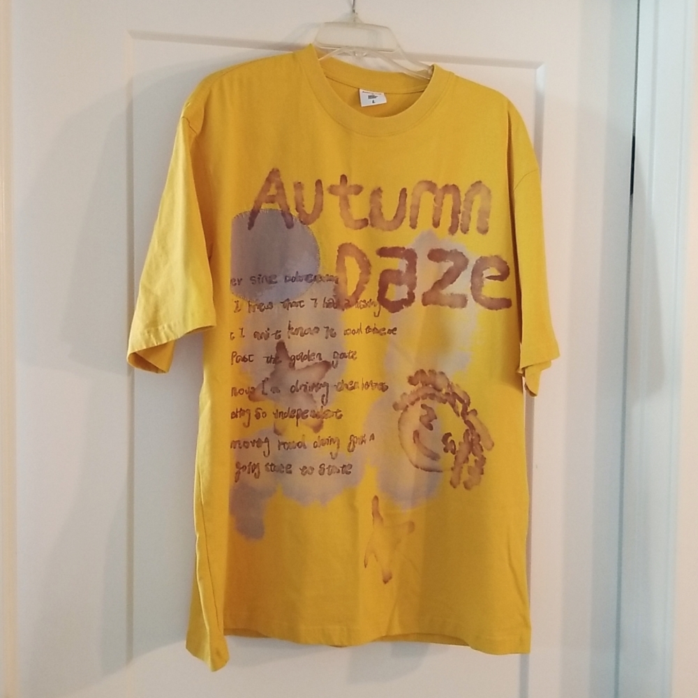 Autumn Daze Mustard Graphic Crewneck Tshirt Size L